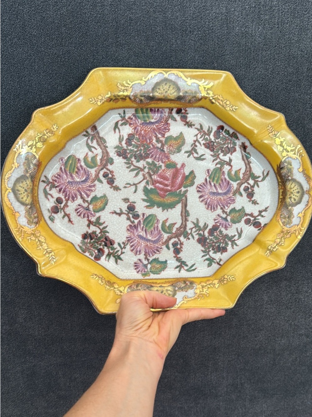 Mark Roberts Hanging Plate